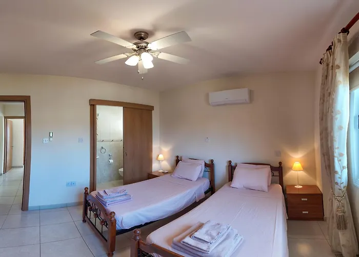 Apartament Golden Sands No10 *