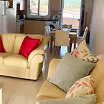 Apartamento Golden Sands No10 *