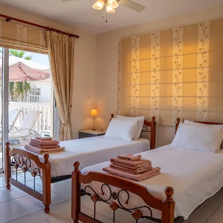 Golden Sands No10