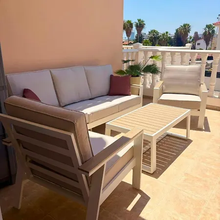Golden Sands No10 Apartment