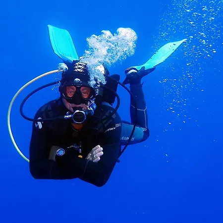 Golden Sands No10 דירה איה נאפה